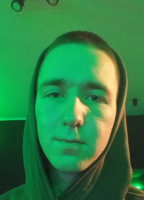Виталий из Ишима 23 года