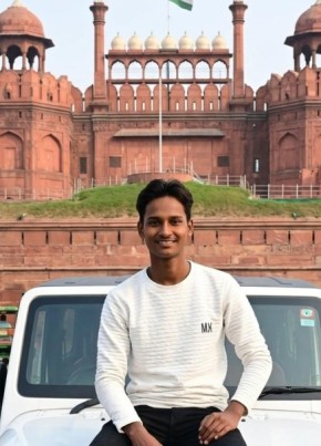 Amit из New Delhi 78 лет