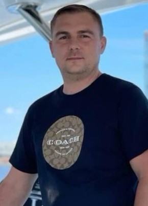 Антон из Москвы 42 года