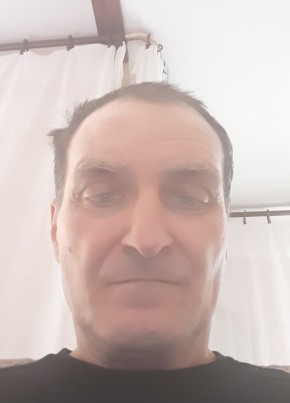 Salvatore, 55, Repubblica Italiana, Torino