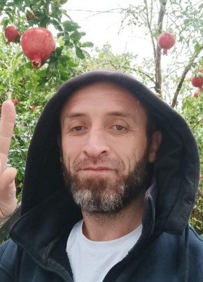 МАКСИМ из Дагестанские Огни 35 лет