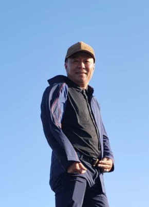 章春宏, 49, 中华人民共和国, 中国上海