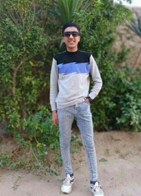 Mustafa, 18, Egypt, Al Mansurah