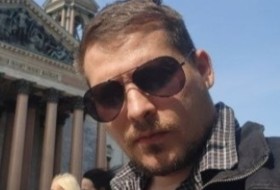 Alex, 30 - Just Me