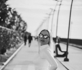 Varya, 36, Moscow
