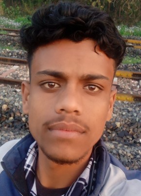 Shiv Kumar, 18, India, Deoria