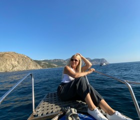 Rufina, 58, Simferopol