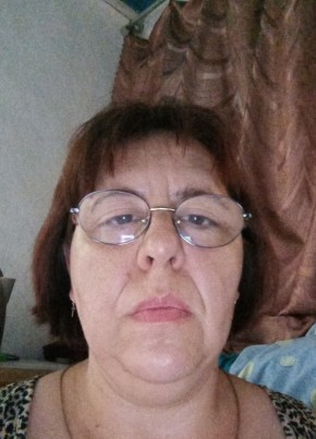Елена из Ростова-на-Дону 42 года