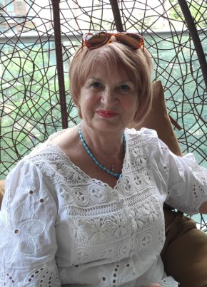 Elena, 60, Russia, Simferopol