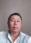 Murod, 43, Chinoz