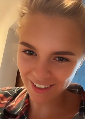 Michelle, 20, Kongeriget Danmark, Kolding