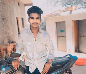 Arjun, 22, Bail Hongal