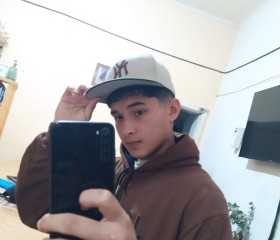 Bautista, 19, Tandil