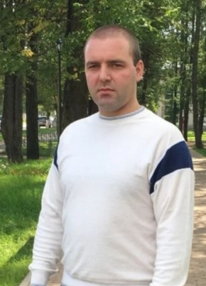 Антон из Лакинска 37 лет