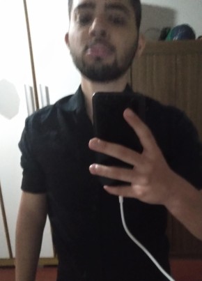 Sebastian из Brasília 18 лет