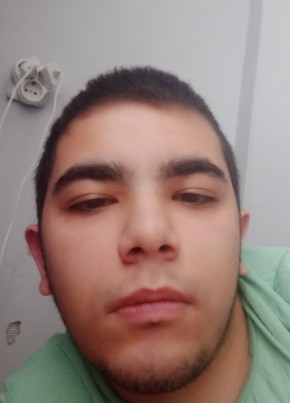 Ömer Faruk Yılma, 18, Turkey, Istanbul