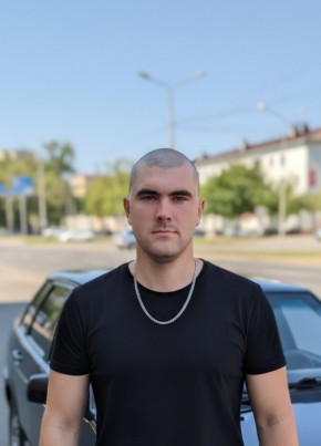 Костя Головатий из Полтавы 23 года
