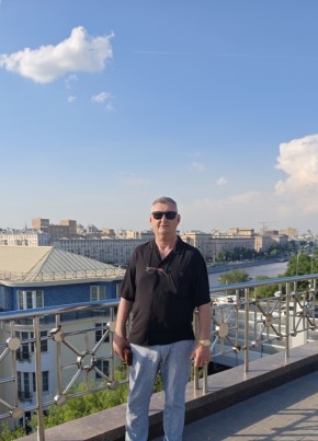 Sergei из Санкт-Петербурга 56 лет