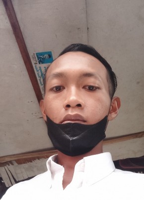 Miftah, 21, Indonesia, Ciputat