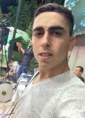 Mehmet, 25, Türkiye Cumhuriyeti, Menemen