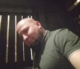 Ivan, 40, Saint Petersburg