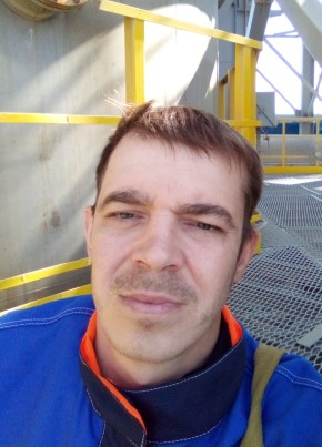 Alex, 35, Россия, Волхов