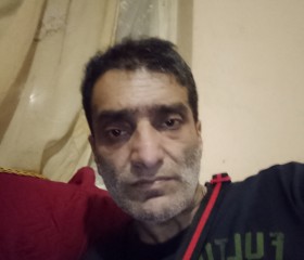 Waheed, 49, Sofia