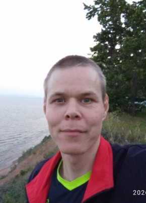 Андрей из Ульяновска 36 лет