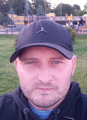 Виктор из Немана 42 года