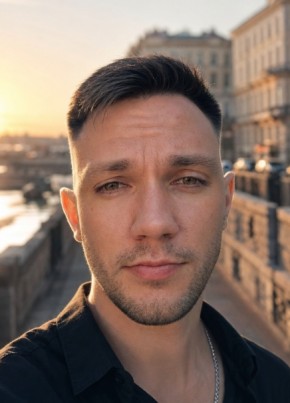 Денис Макаров из Елизово 30 лет
