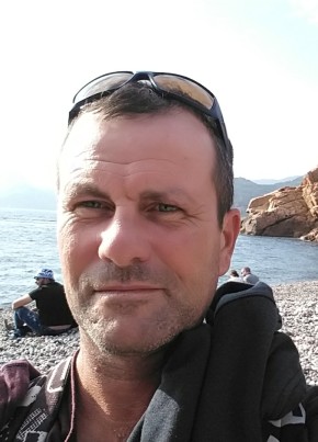 Didier, 51, République Française, Saint-Nazaire