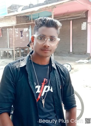 Muksidul Alom, 25, India, Guwahati