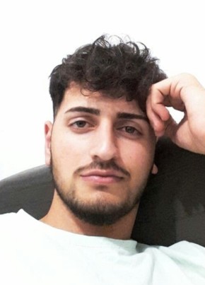 Emirhan из İzmit 24 года