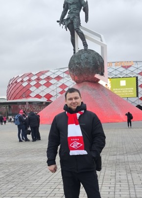 Антон из Москвы 42 года