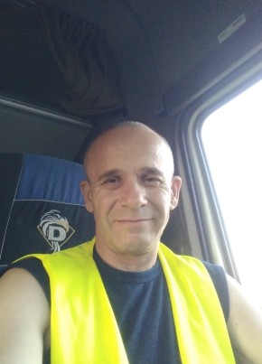 Aleksey, 50, Belarus, Navahrudak