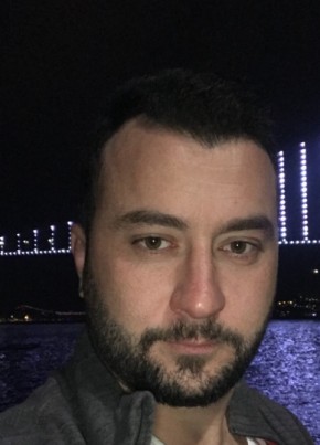 Rıfat, 36, Türkiye Cumhuriyeti, Çeşme