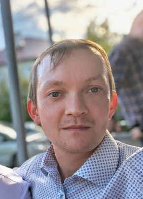 Денис из Самары 40 лет