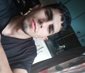 Tomas, 21, Buenos Aires