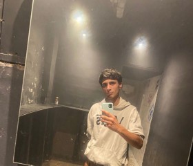 Esteban, 20, Coronel Suarez