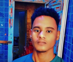الجنرال, 24, N Djamena