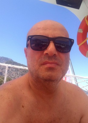 Dennis, 47, Türkiye Cumhuriyeti, Mersin