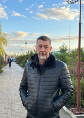 Дмитрий из Краснодара 55 лет