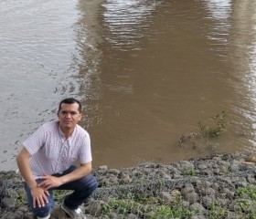 Angel, 21, Guadalupe