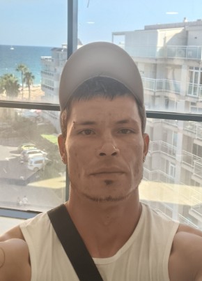 Carlos из La Bañeza 35 лет