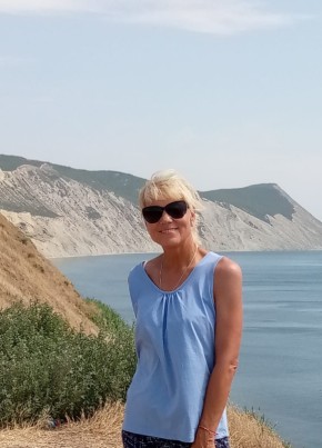 Anna, 61, Russia, Adler