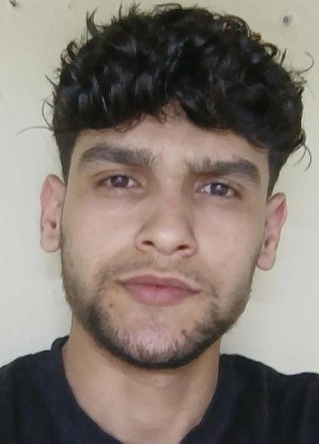 محمد из İstanbul 22 года