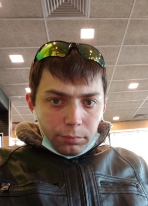 Данил, 36, Россия, Саратов