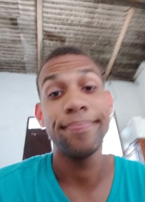 Lukas, 20, Brazil, Itabuna