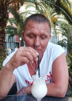 Александр из Жуковския 45 лет