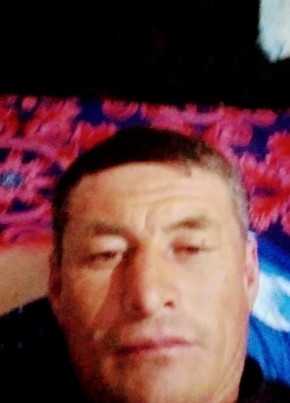 Abas Uteboev из Енотаевки 42 года